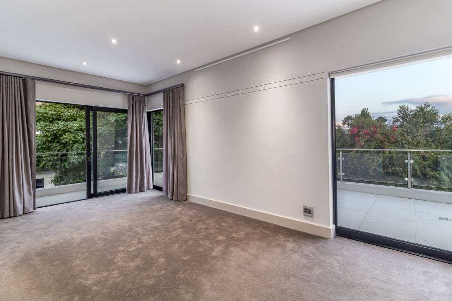 4 Bedroom Property for Sale in Pearl Valley at Val de Vie Western Cape